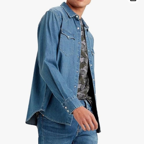 Levi's Other - Levi’s Western Cotton Denim Shirt With Pearl Snap Closure